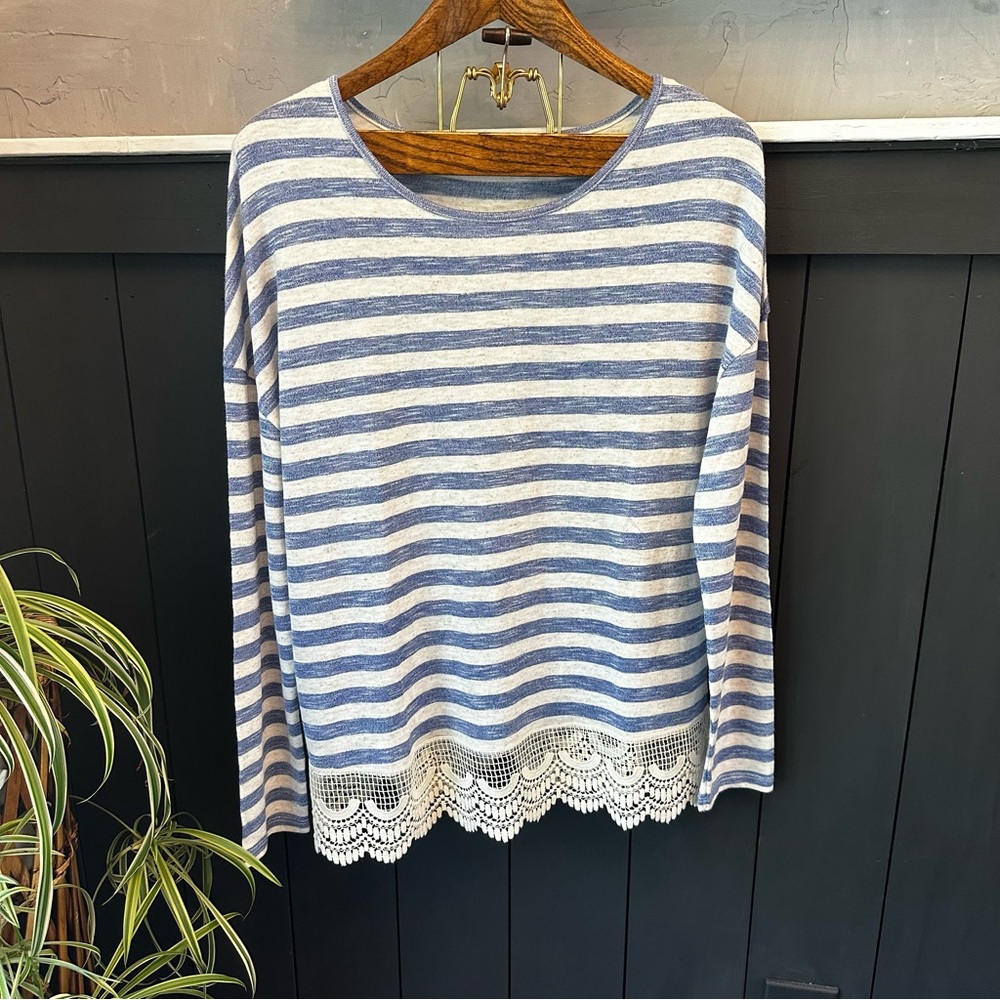 Attention Blue and Gray Striped Blouse with‎ Crochet Lace Trim sz Large
